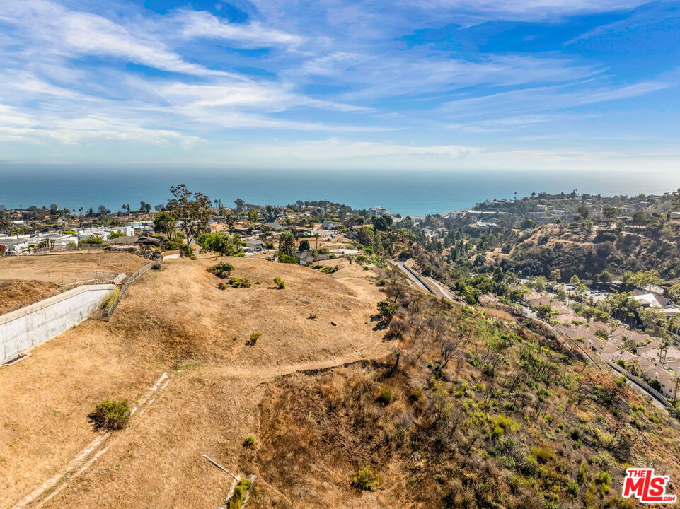 750 N Via Santa Ynez