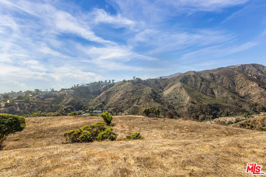 750 N Via Santa Ynez