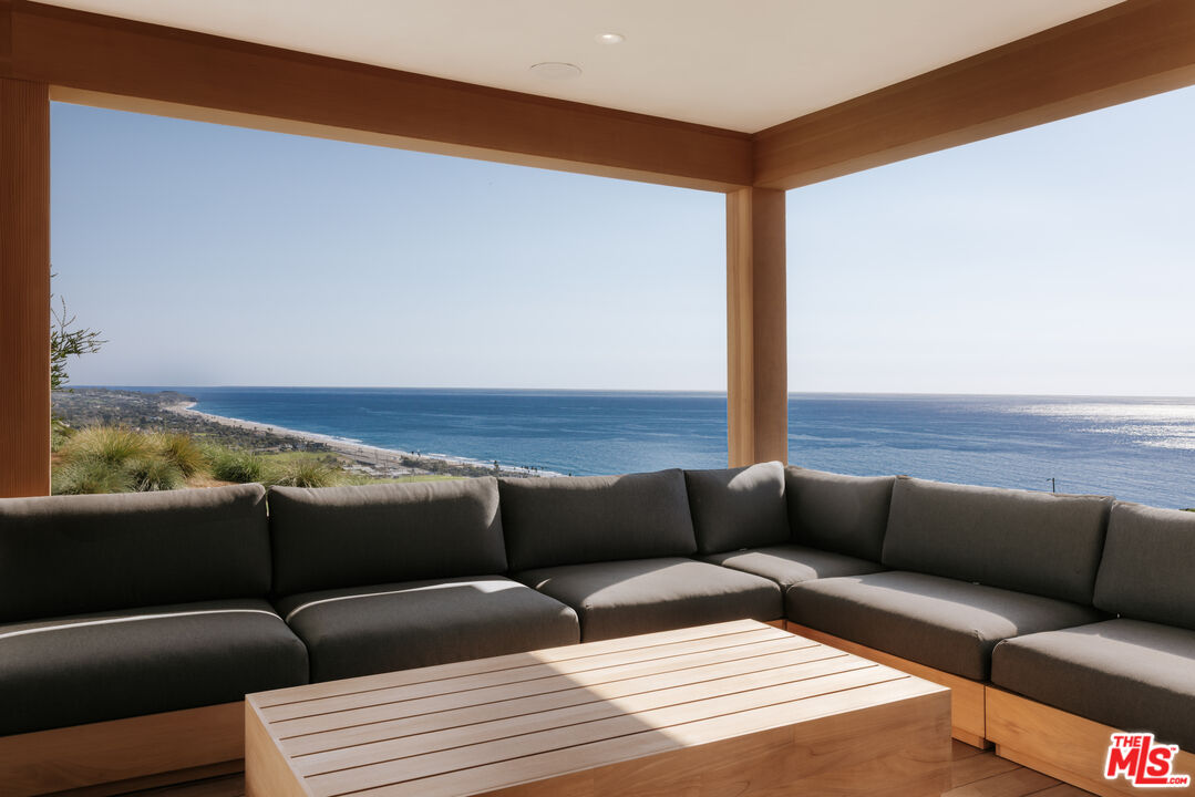 5941 Trancas Canyon Rd