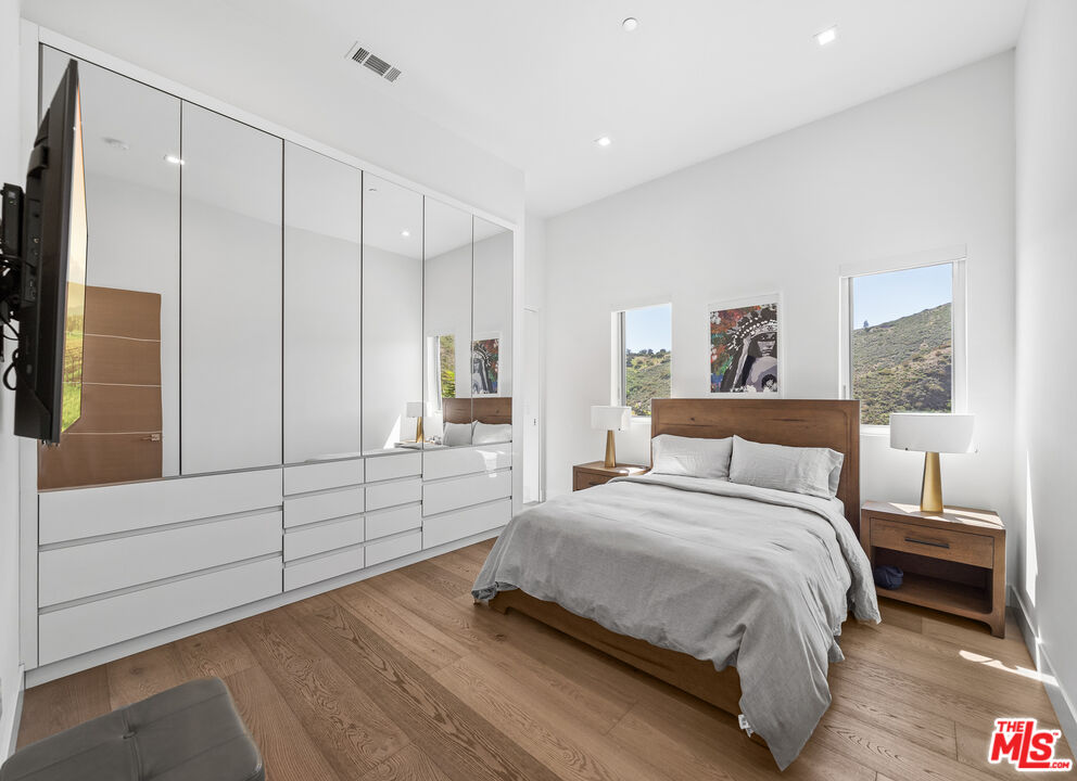 10715 Yerba Buena Rd