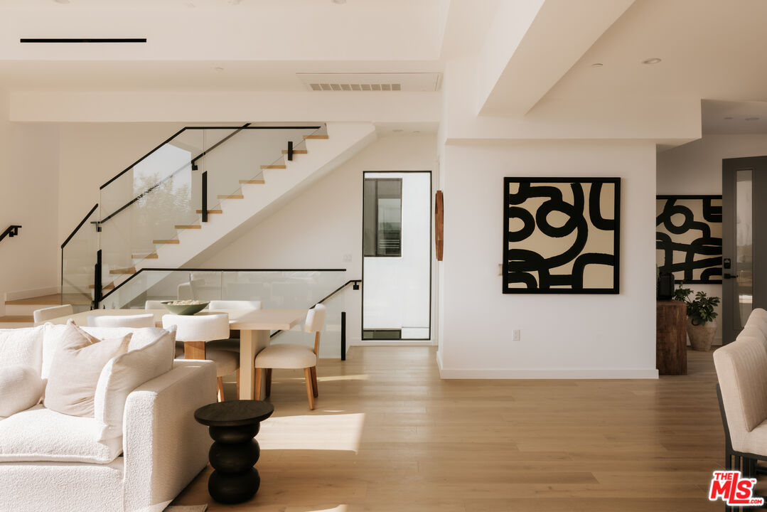 2919 Waverly Unit: 308