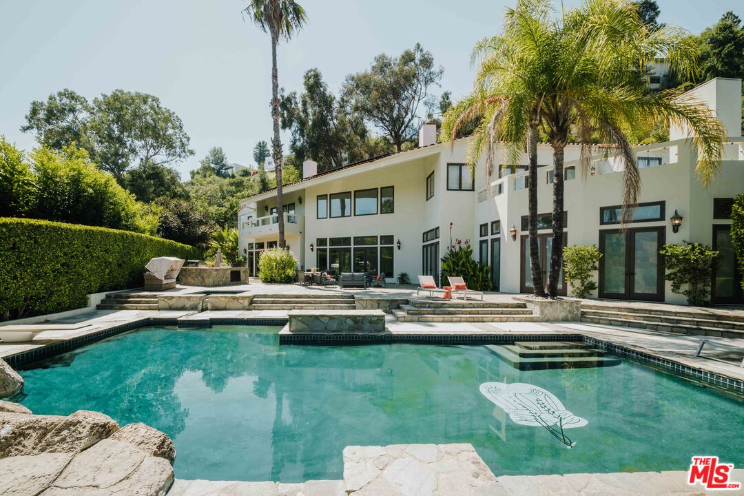 11037 Anzio Rd
