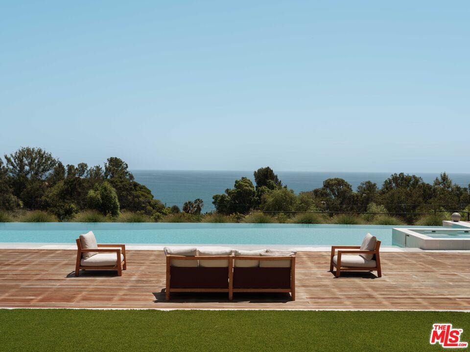 27715 Pacific Coast Hwy
