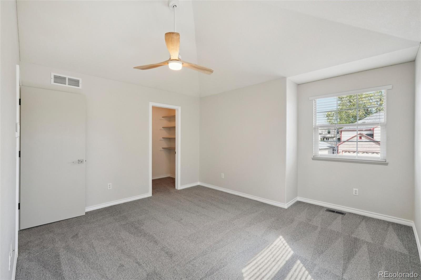 10678 W Peakview Drive
