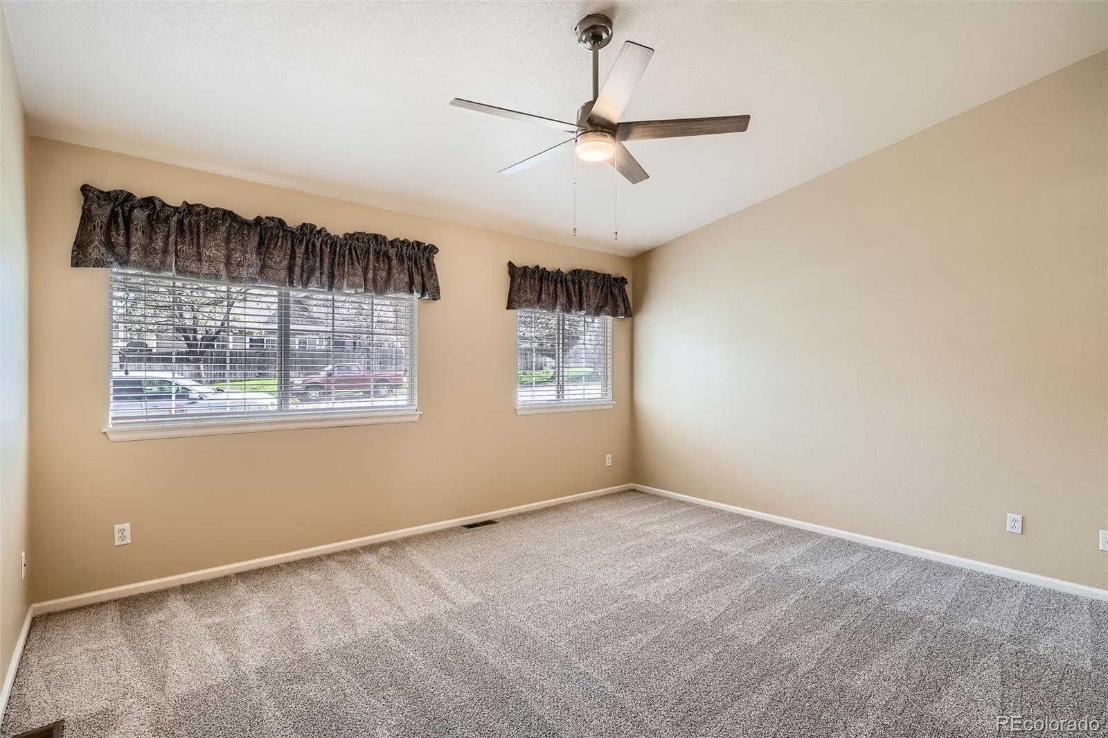 10507 W Maplewood Drive