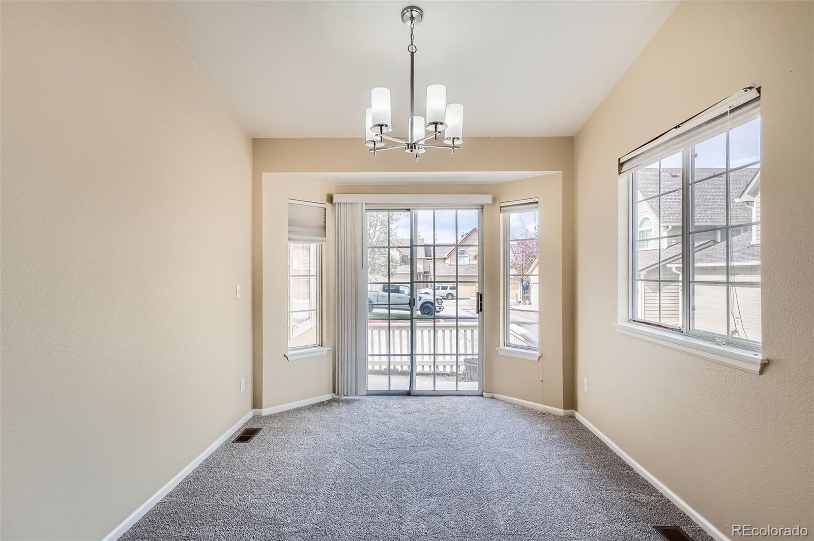 10507 W Maplewood Drive