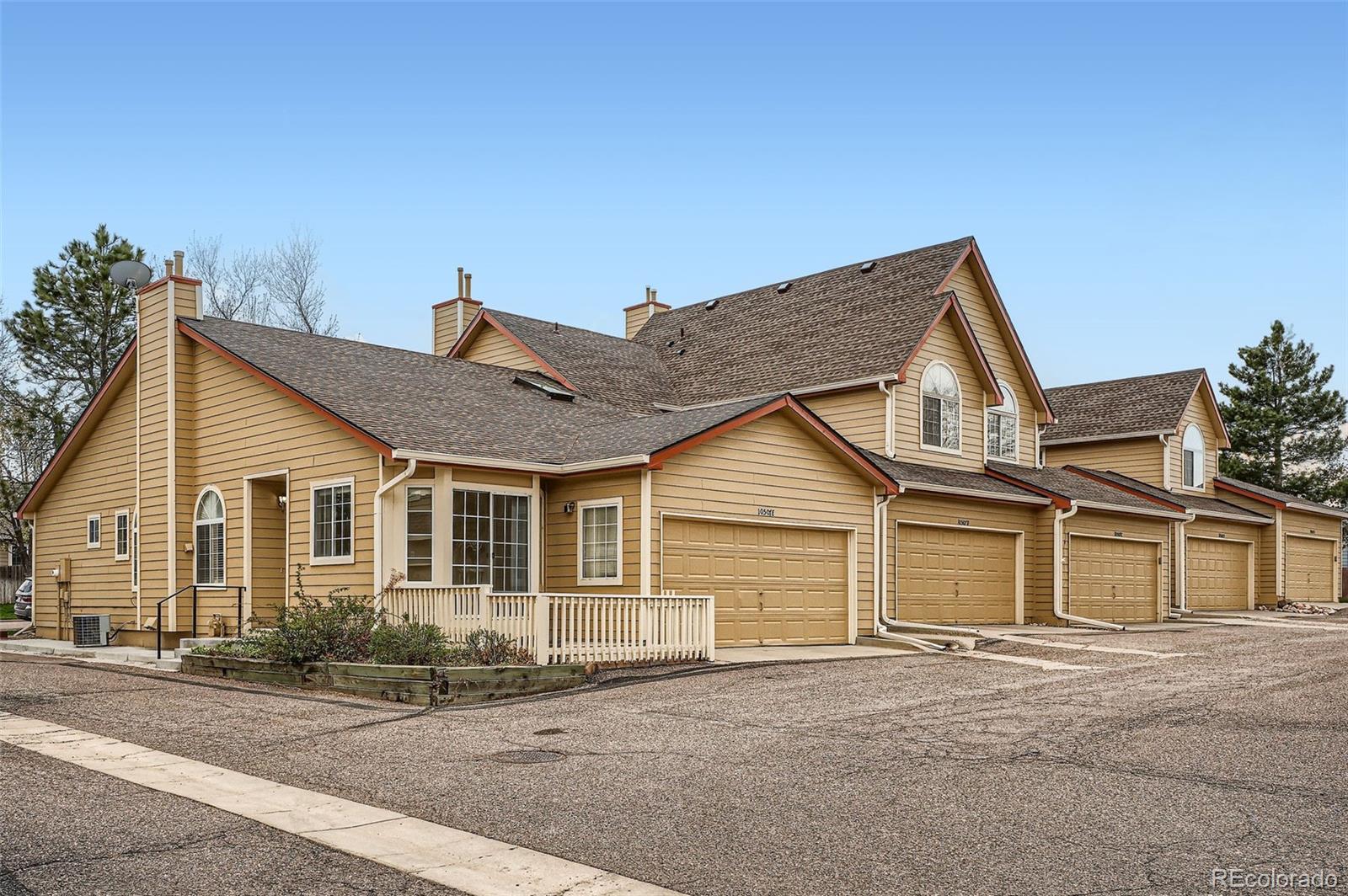 10507 W Maplewood Drive
