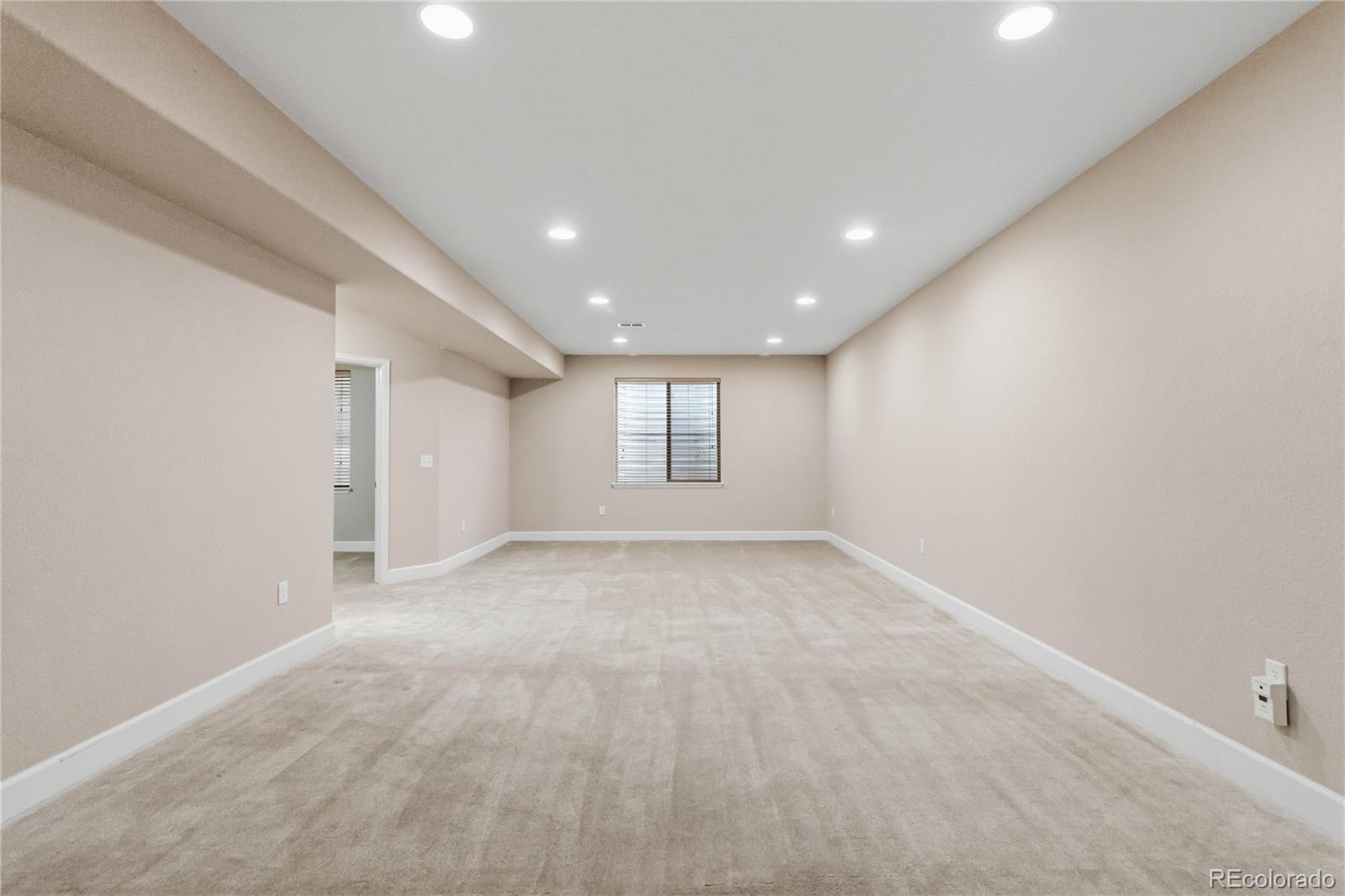 15501 E 112th Avenue Unit: 20C