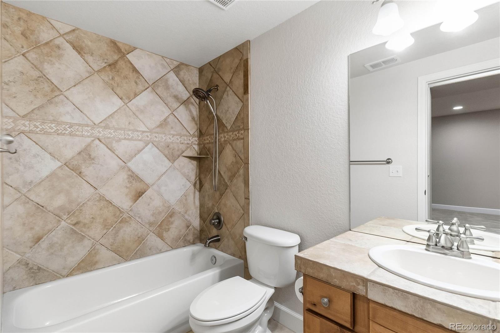 15501 E 112th Avenue Unit: 20C