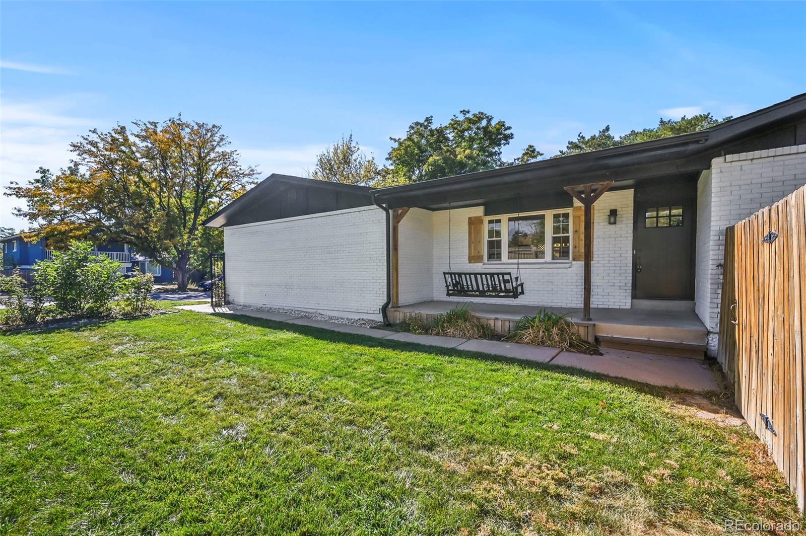 3993 E Briarwood Avenue