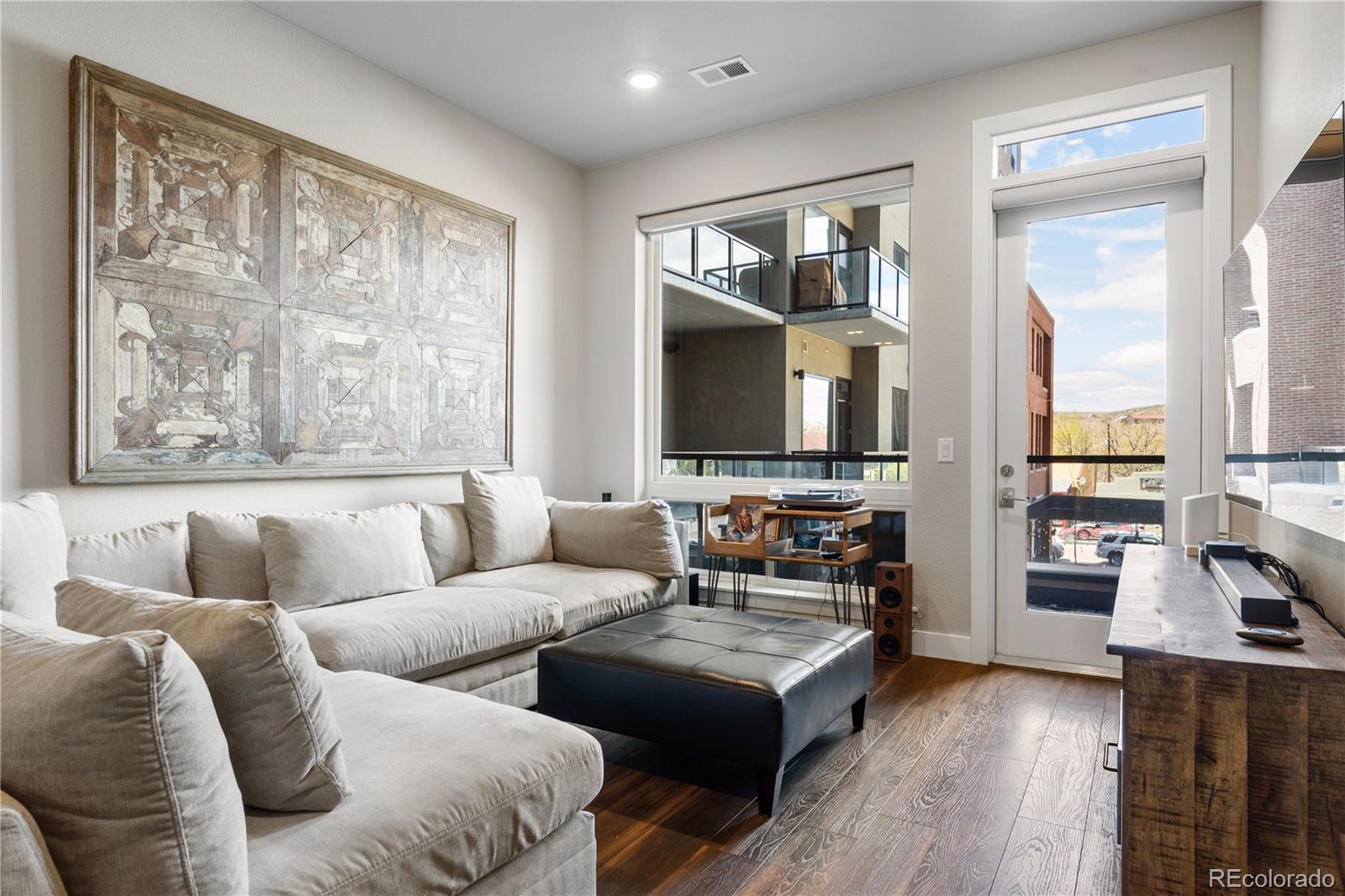 20 Wilcox Street Unit: 209