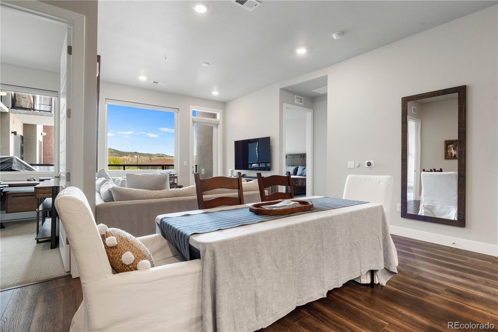 20 Wilcox Street Unit: 209