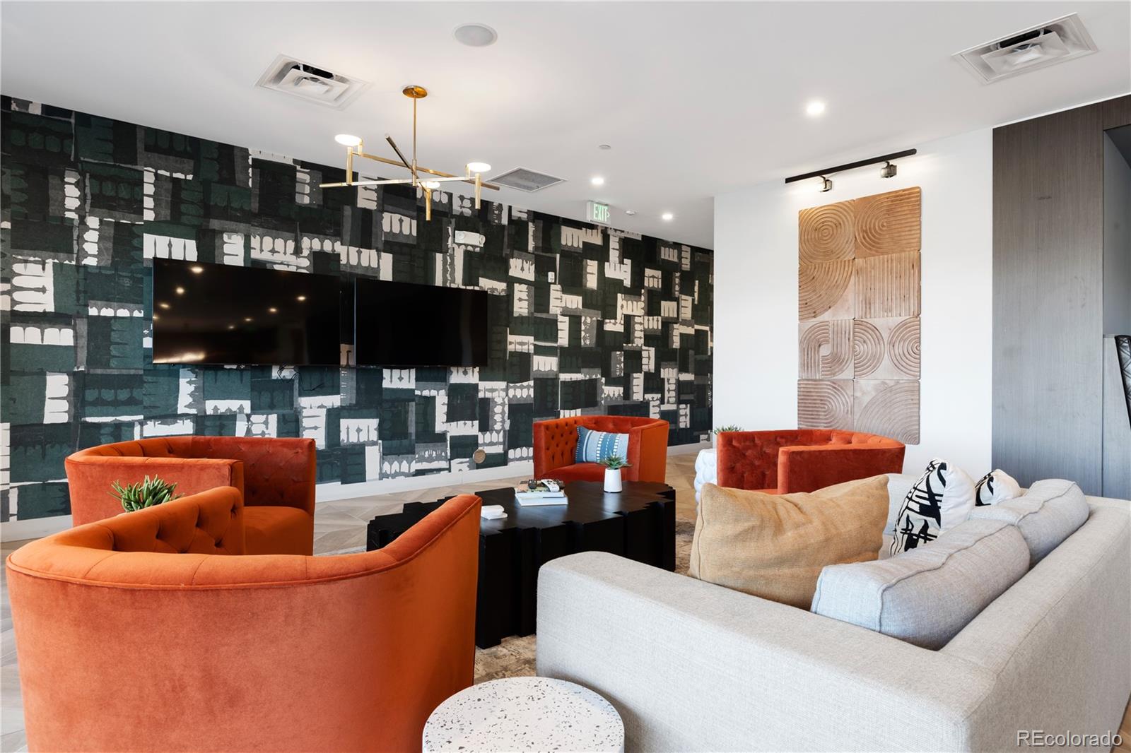 20 Wilcox Street Unit: 209