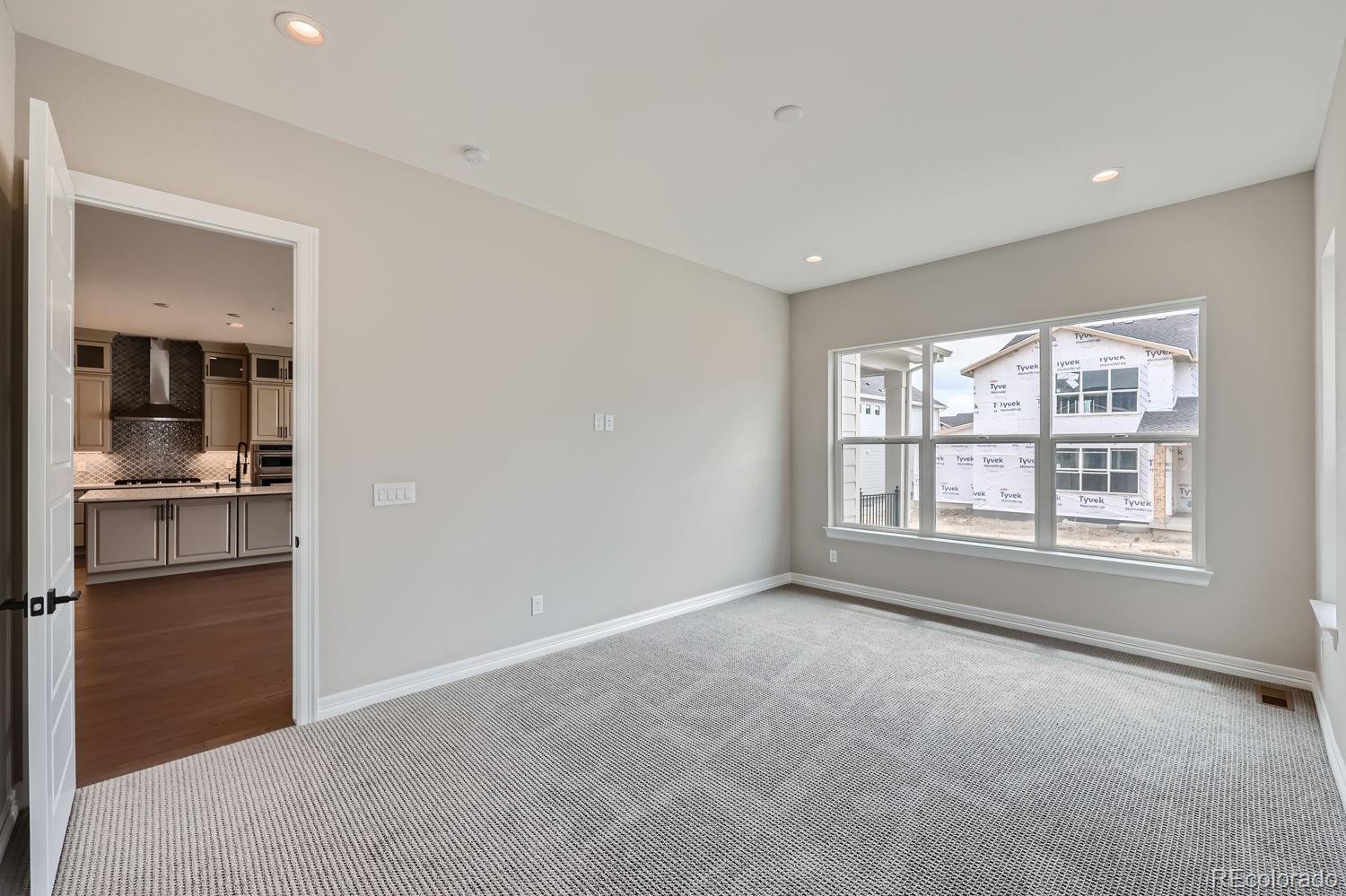5856 Presidio Parkway