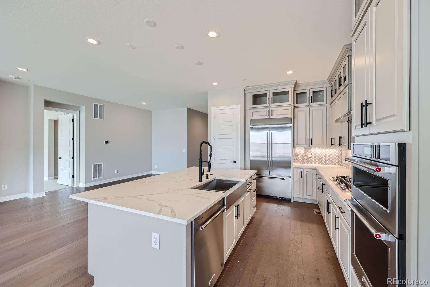 5856 Presidio Parkway