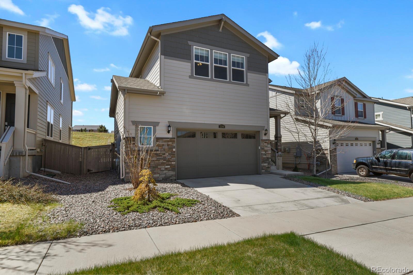 3294 Sellman Loop
