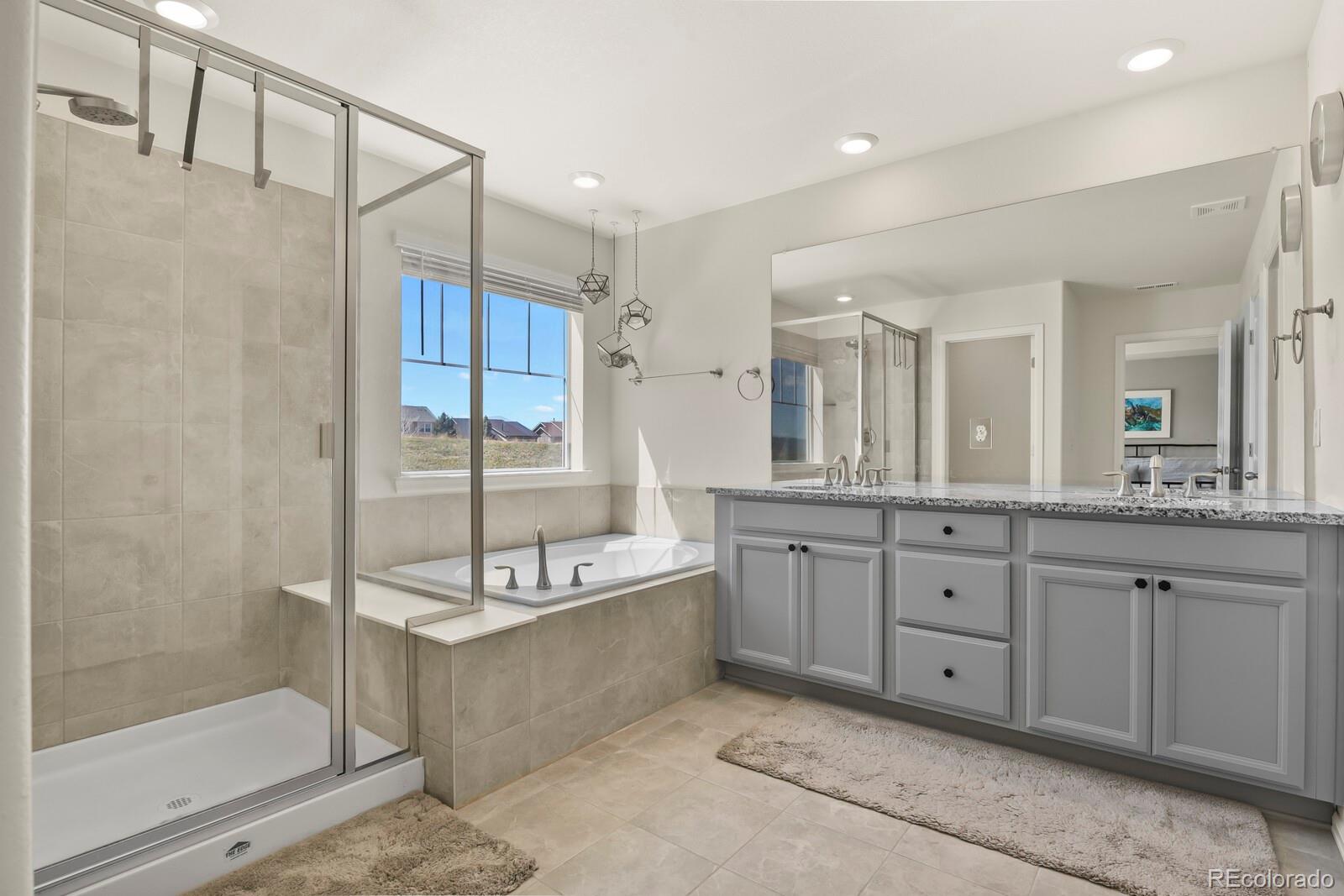 3294 Sellman Loop