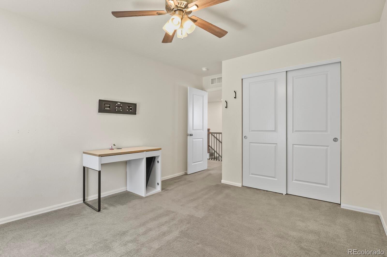3294 Sellman Loop