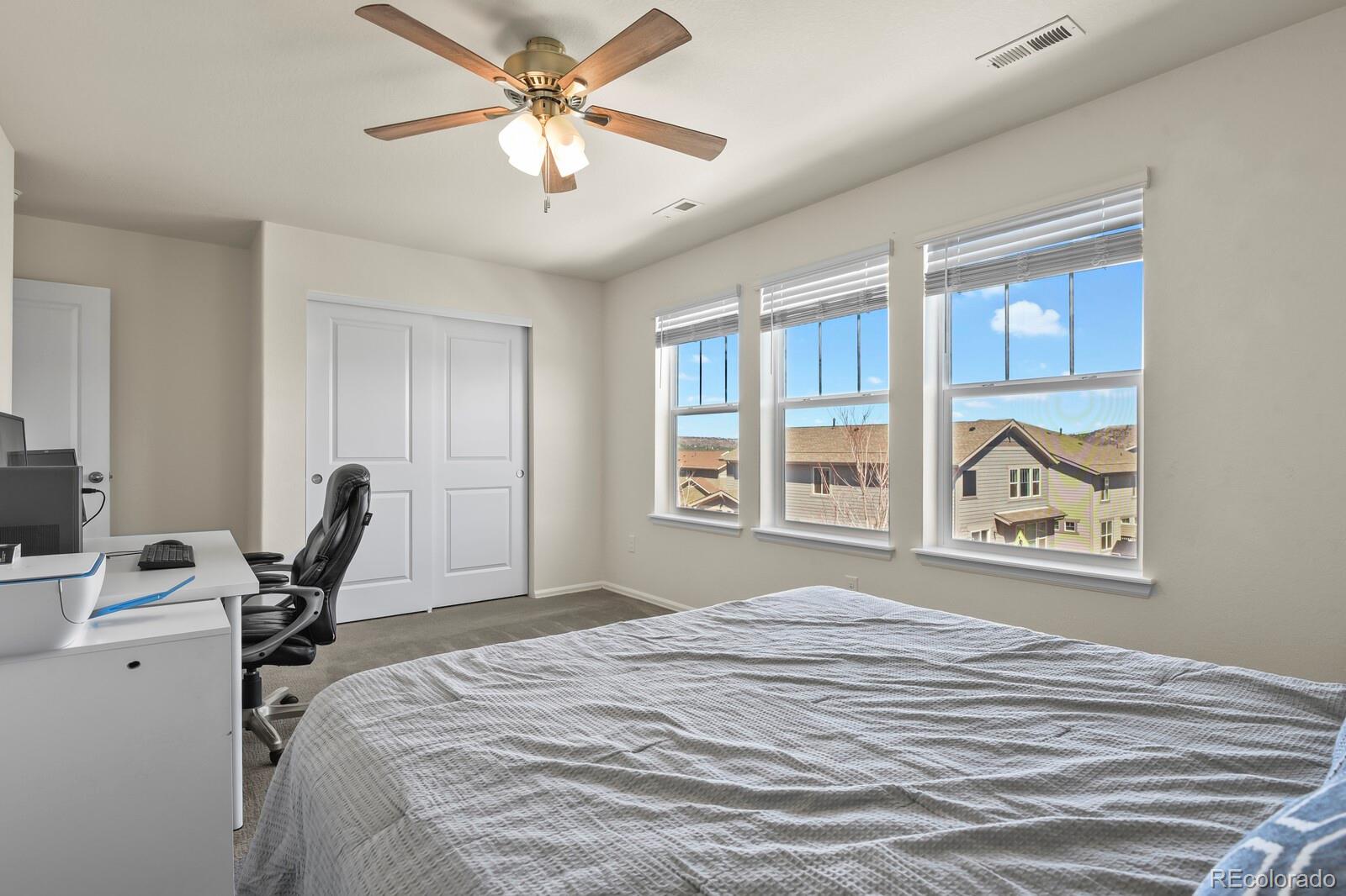 3294 Sellman Loop