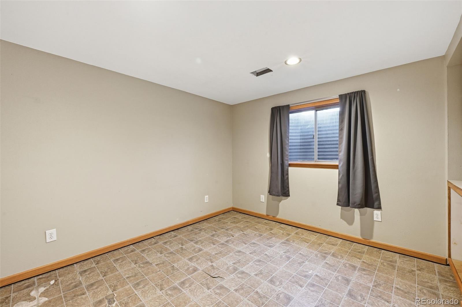 1371 Columbine Drive