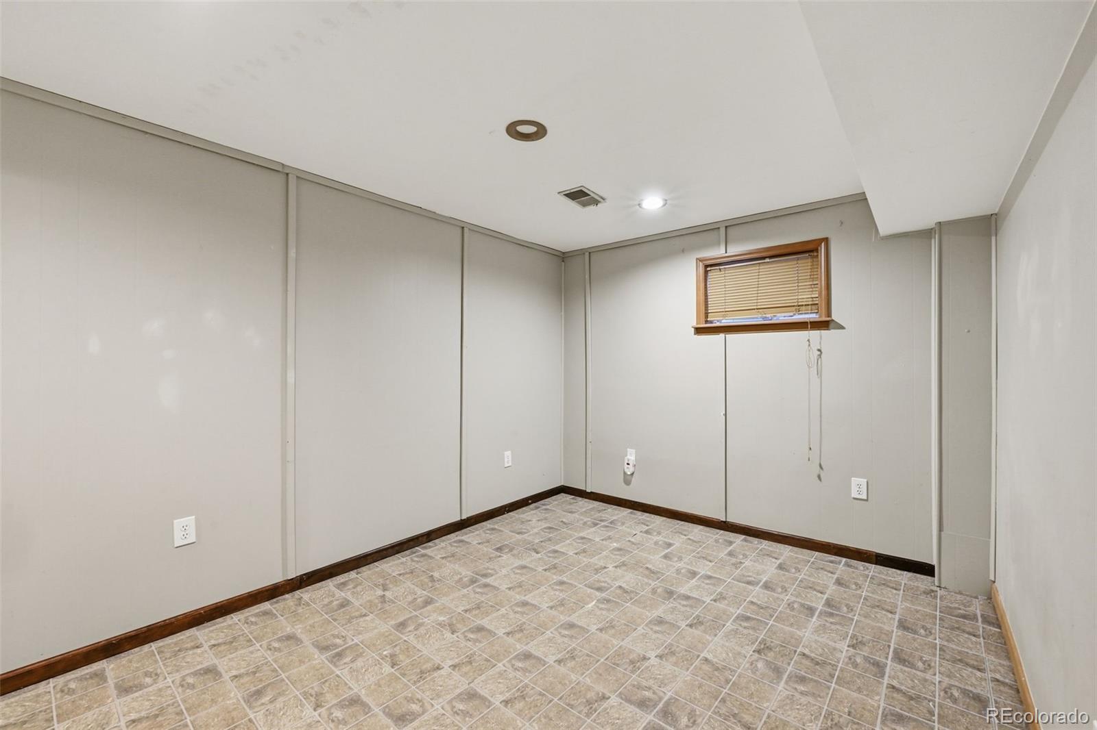1371 Columbine Drive