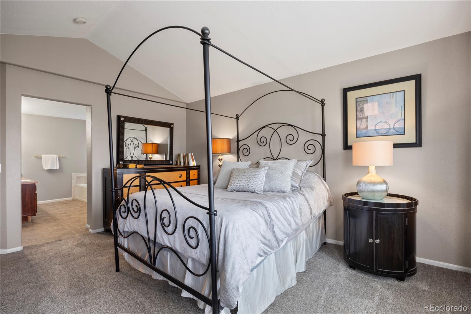 4665 Bobolink Drive