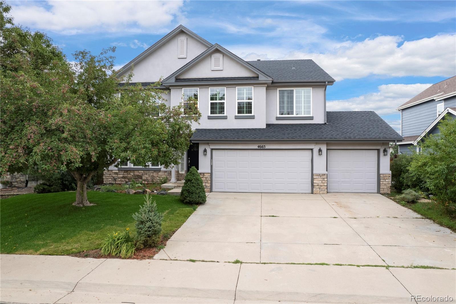4665 Bobolink Drive