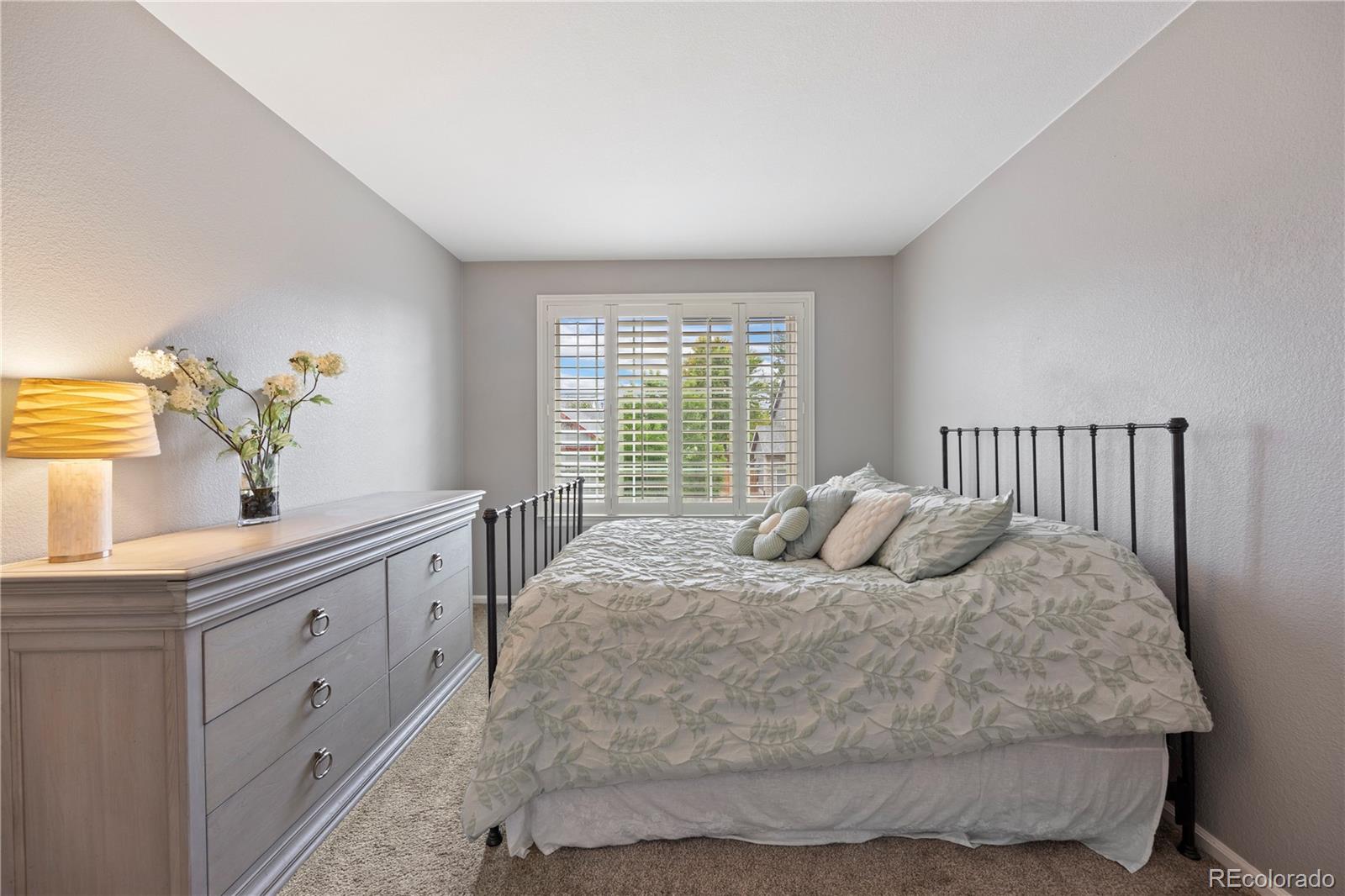 4665 Bobolink Drive