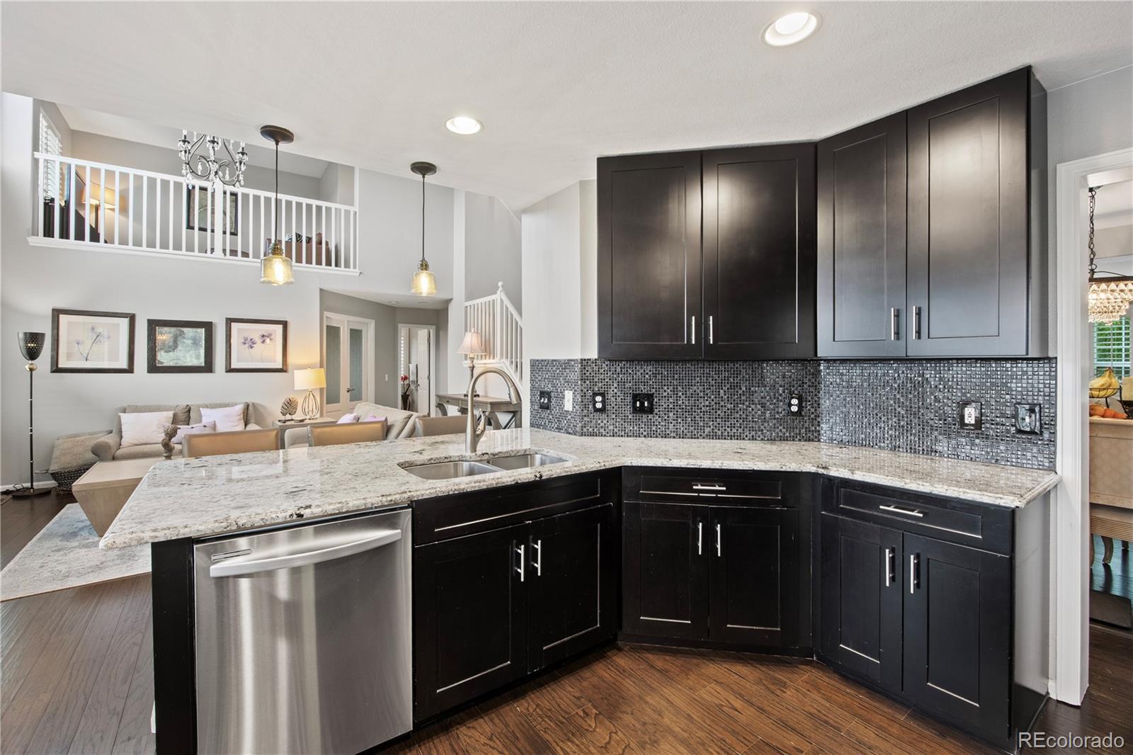 4665 Bobolink Drive