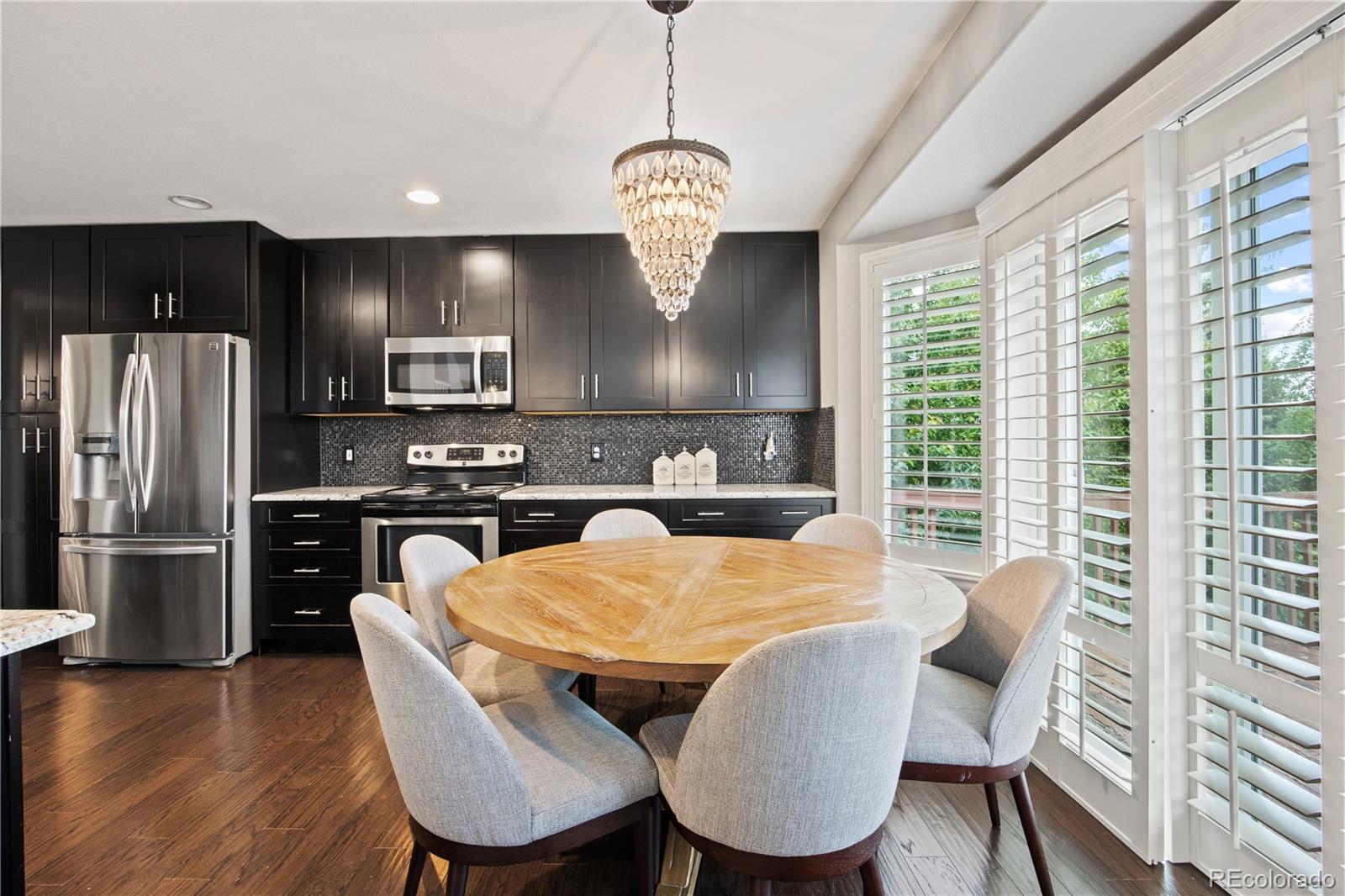 4665 Bobolink Drive