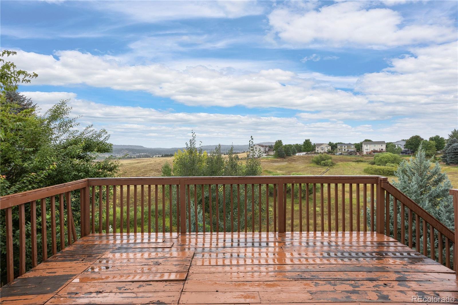 4665 Bobolink Drive
