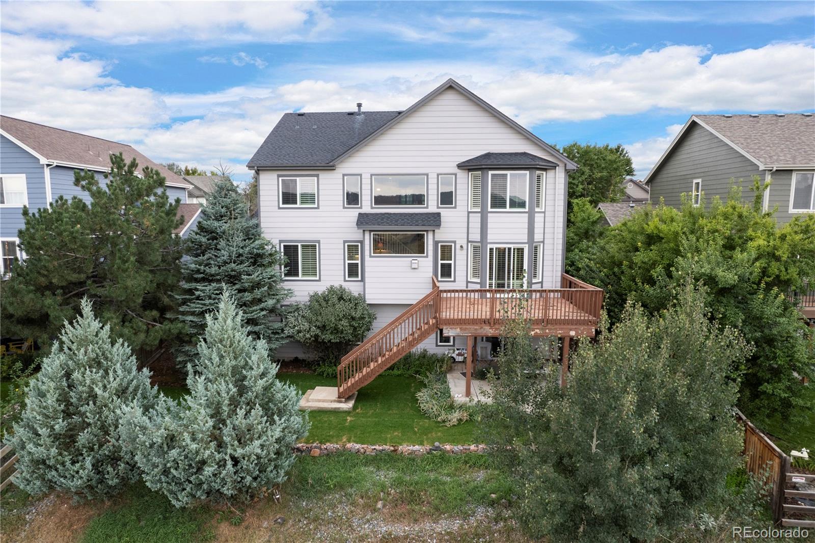 4665 Bobolink Drive