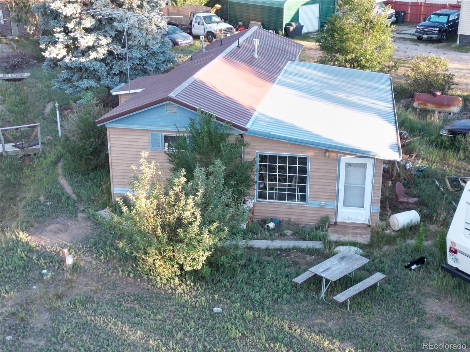 813 Caribou Street
