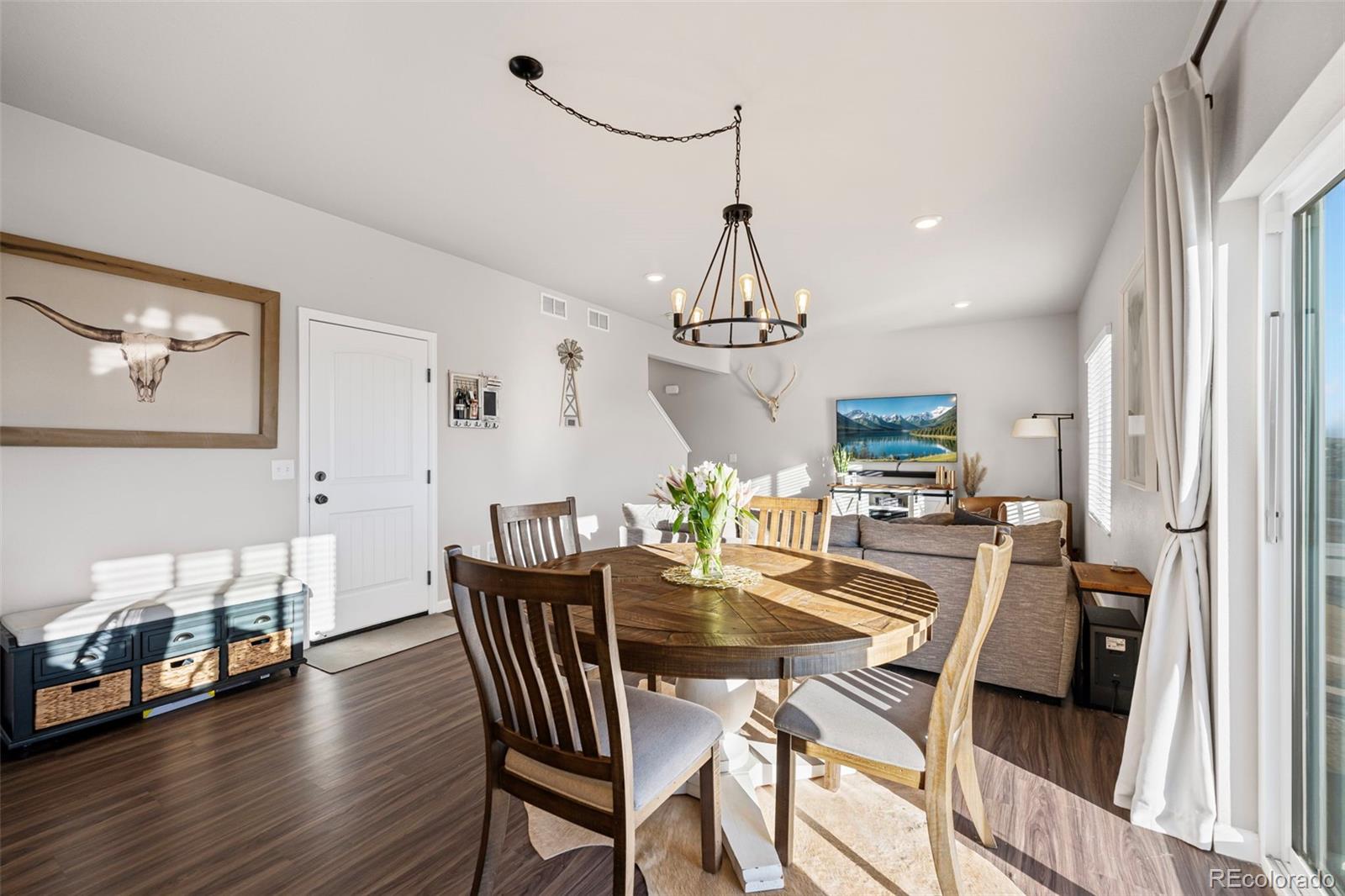 4548 River Highlands Loop