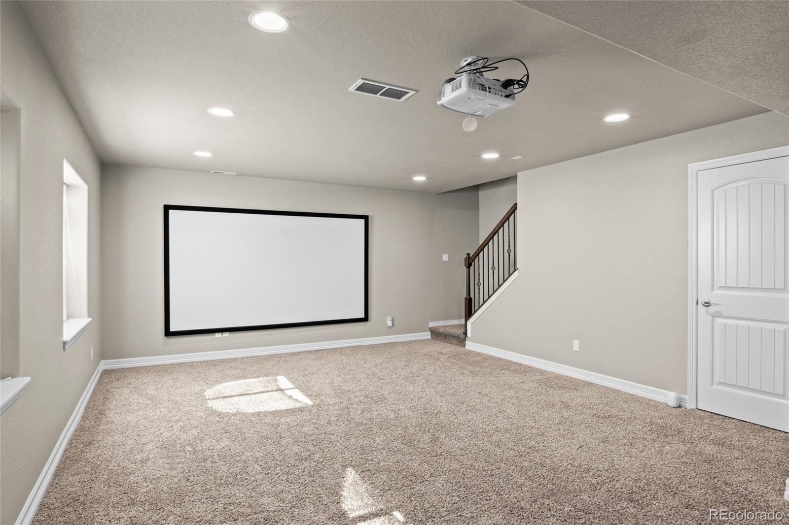 6697 Kearsarge Drive