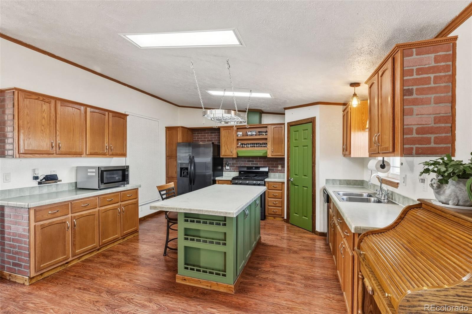 6105 Southfork Drive