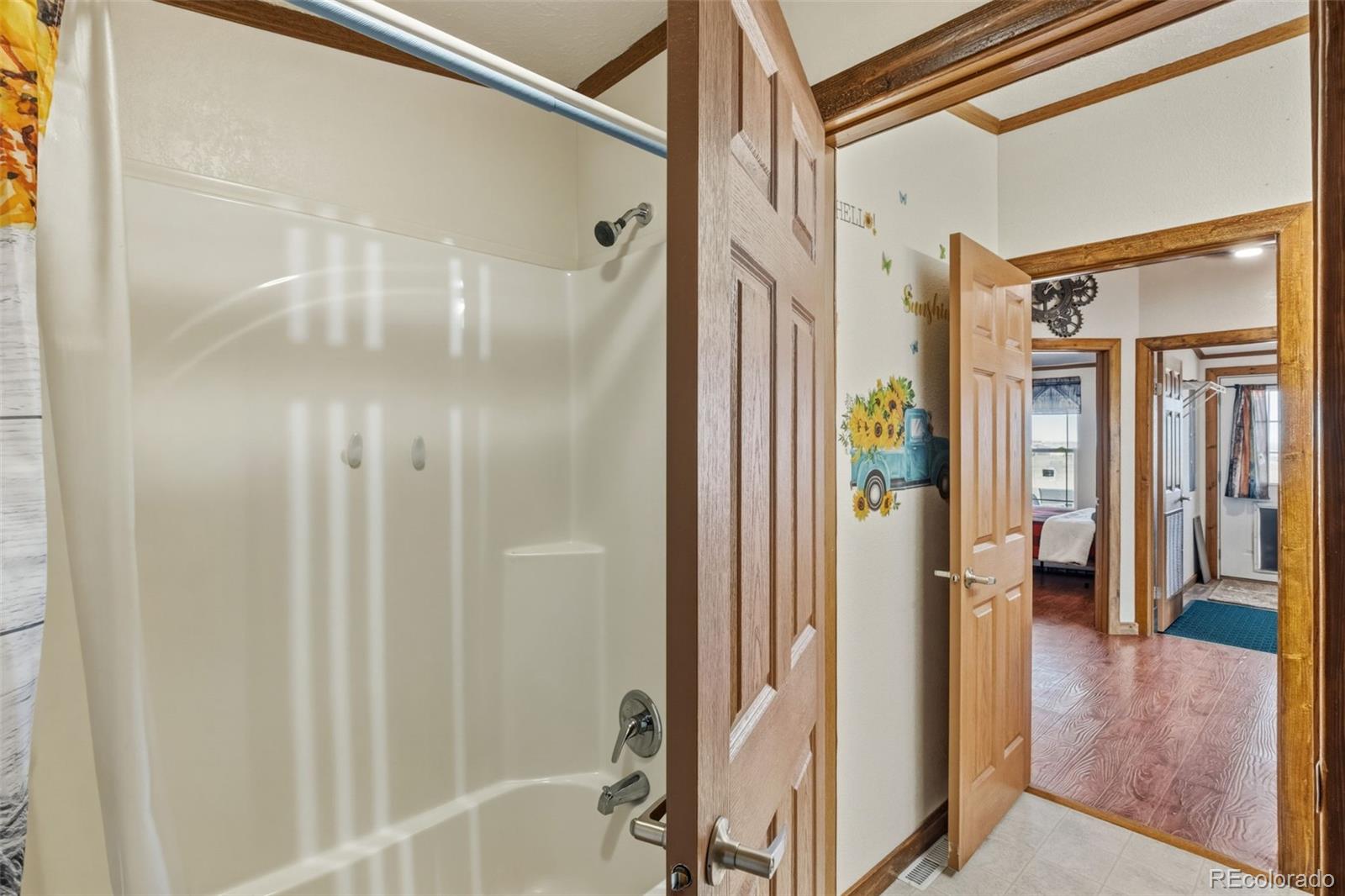 6105 Southfork Drive