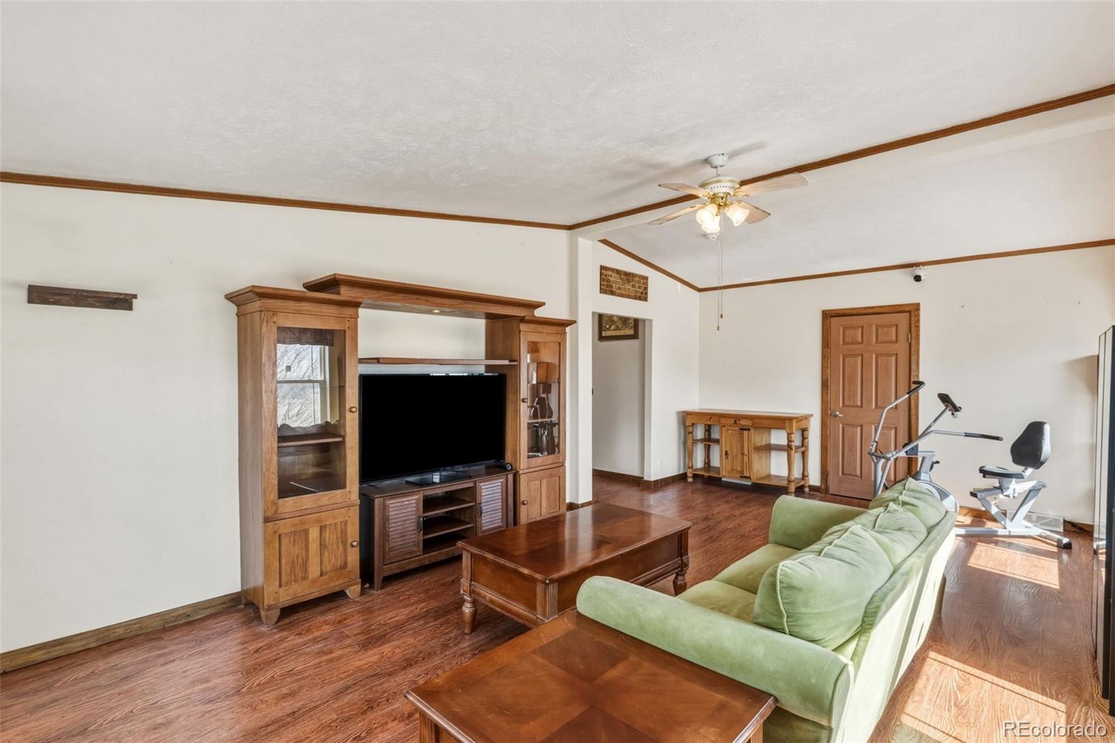 6105 Southfork Drive