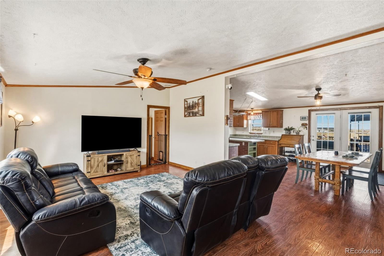 6105 Southfork Drive