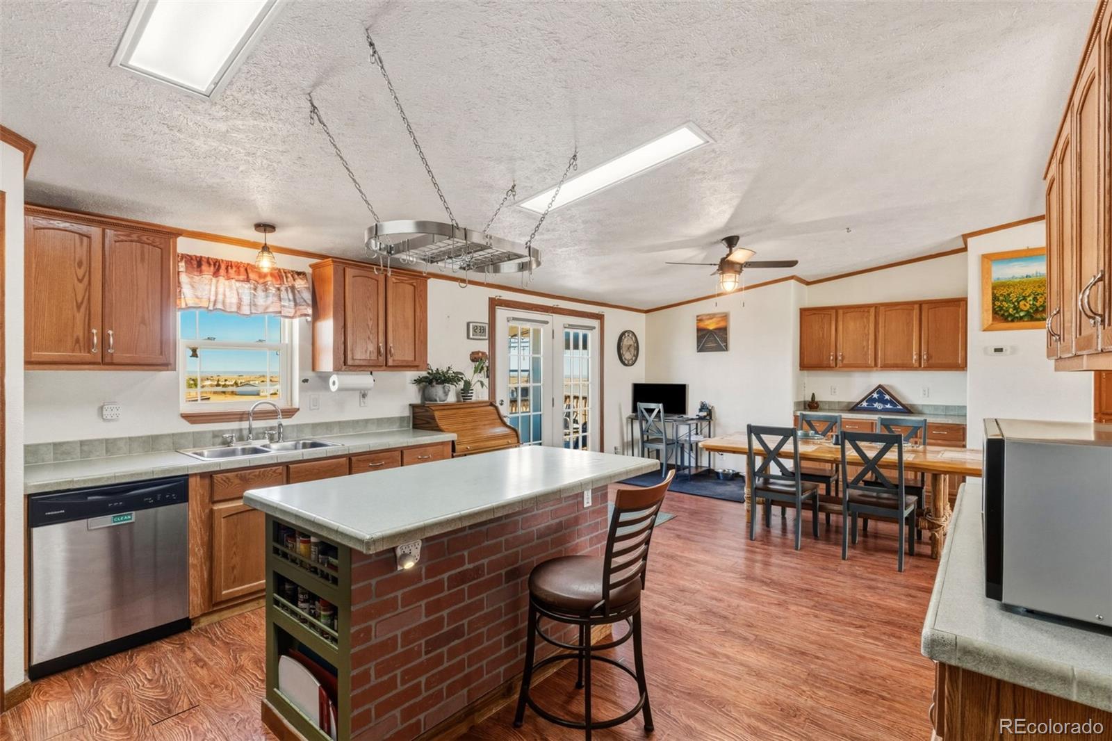 6105 Southfork Drive