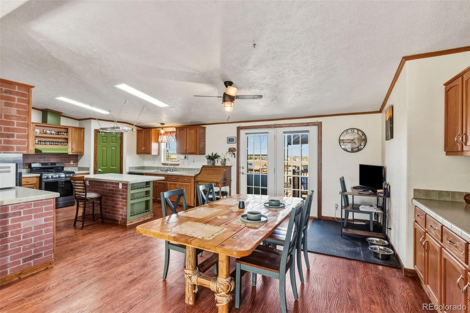 6105 Southfork Drive