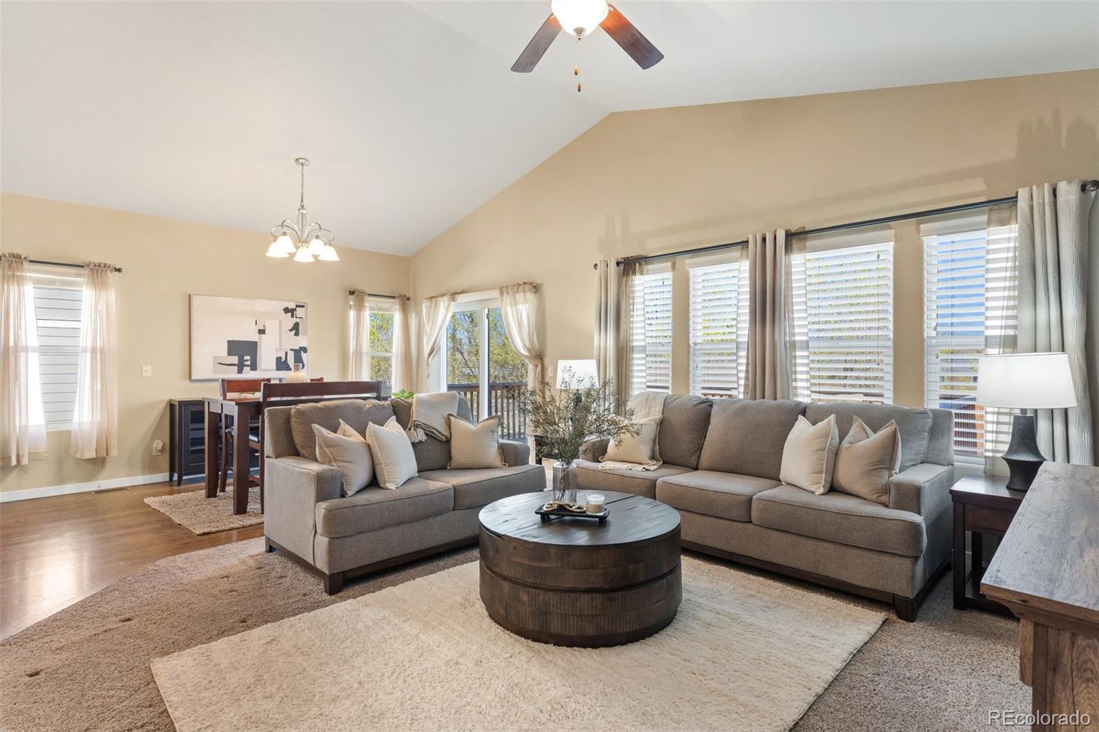1185 Antrim Loop