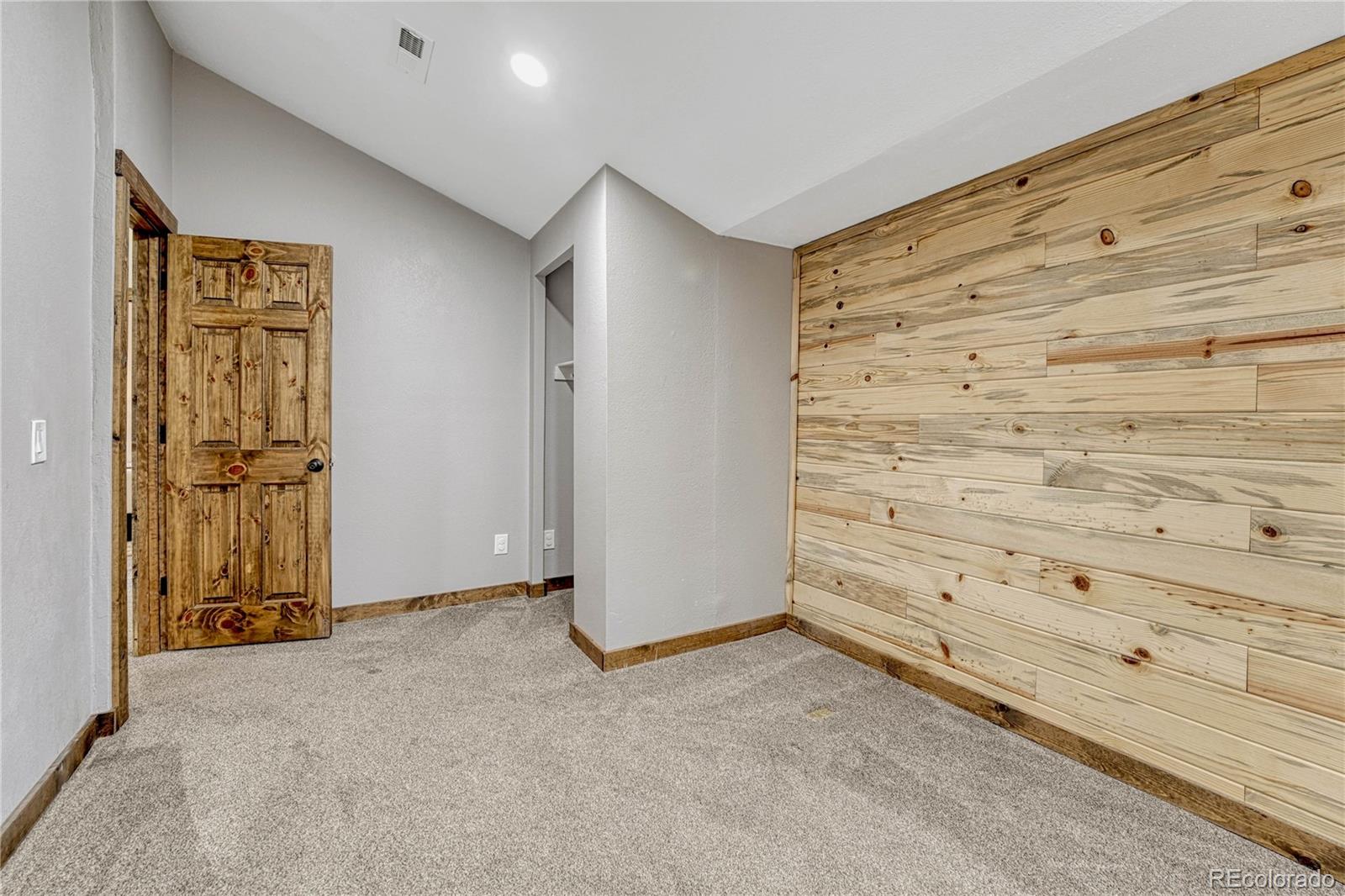 19 E Pine Drive