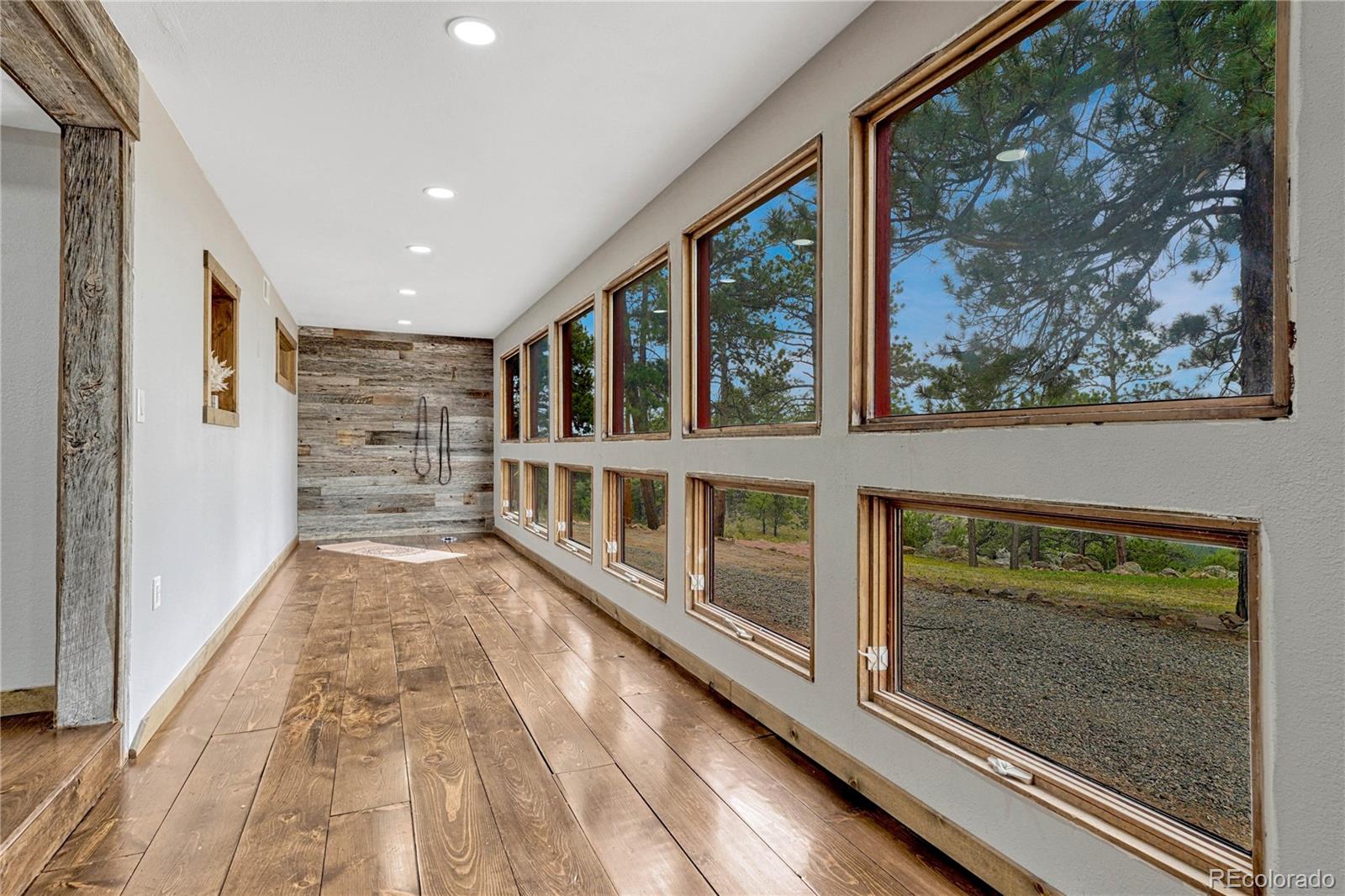19 E Pine Drive