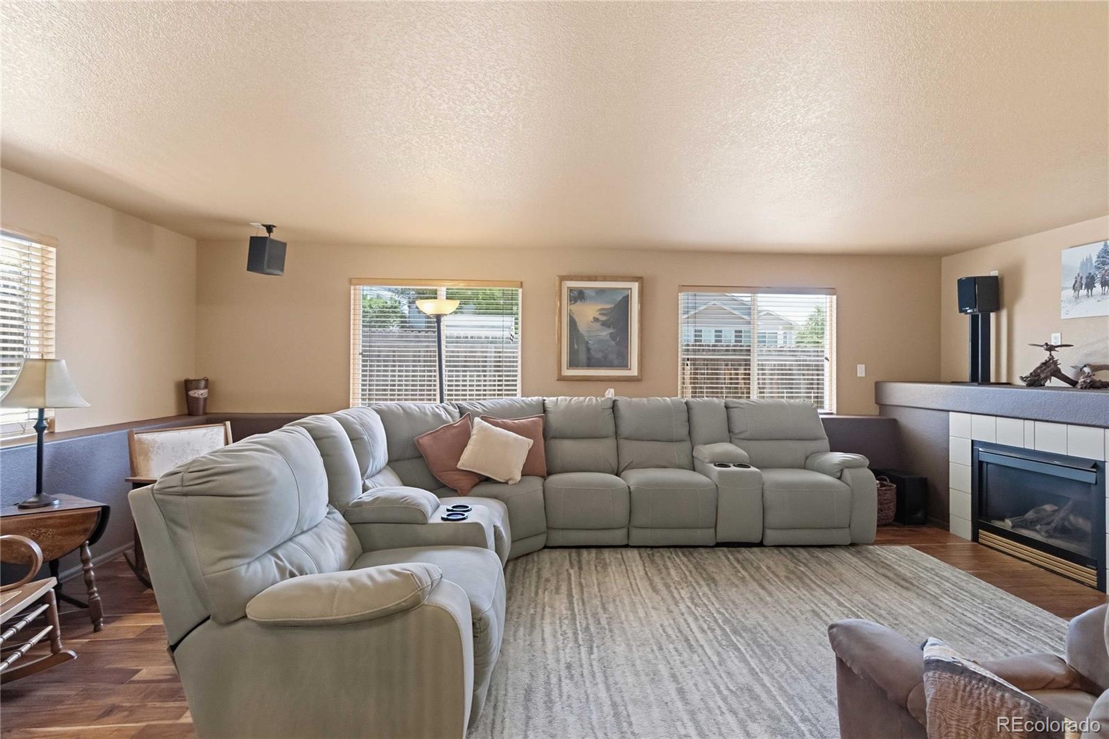 23981 Glenmoor Drive
