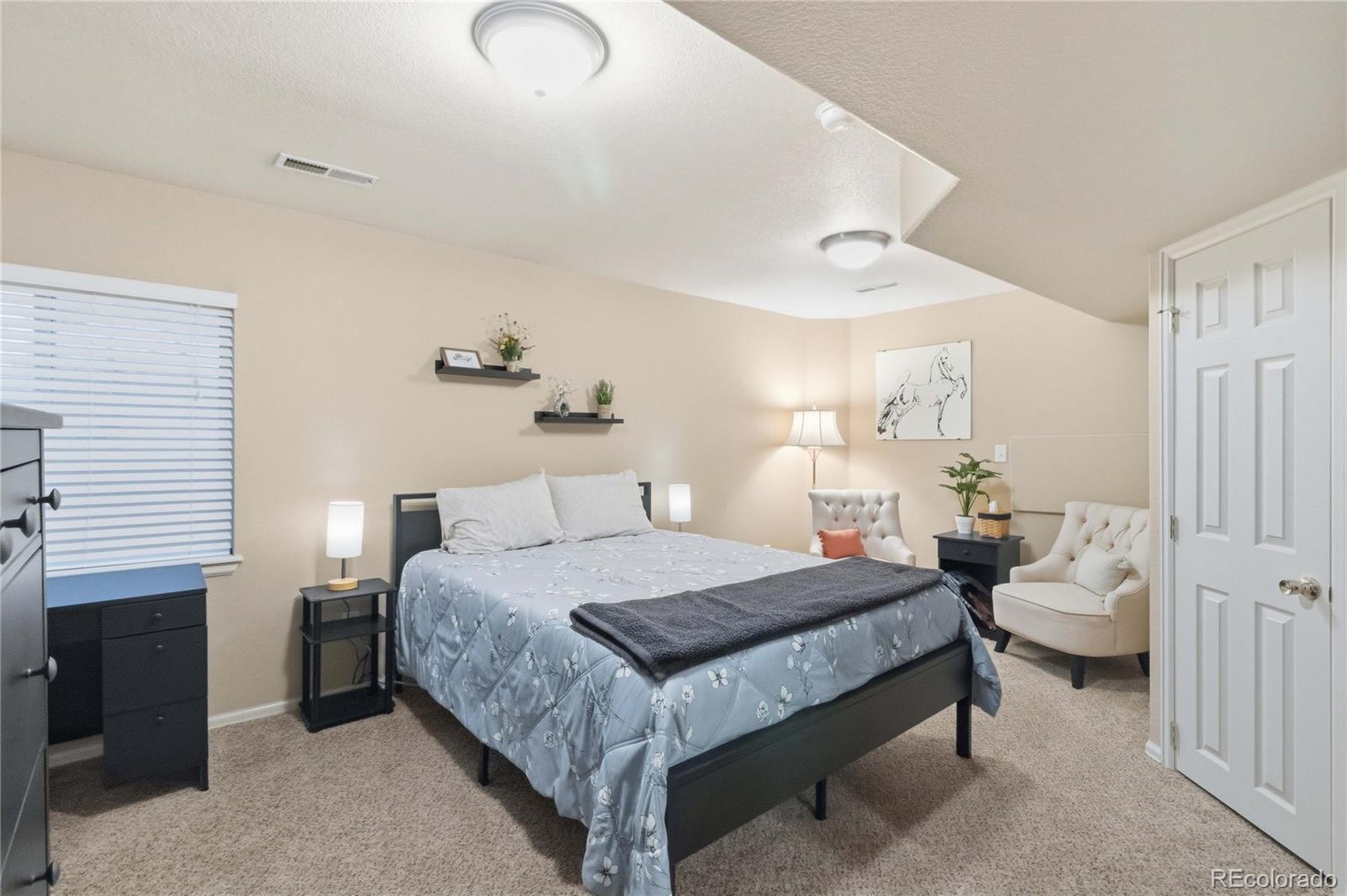 23981 Glenmoor Drive