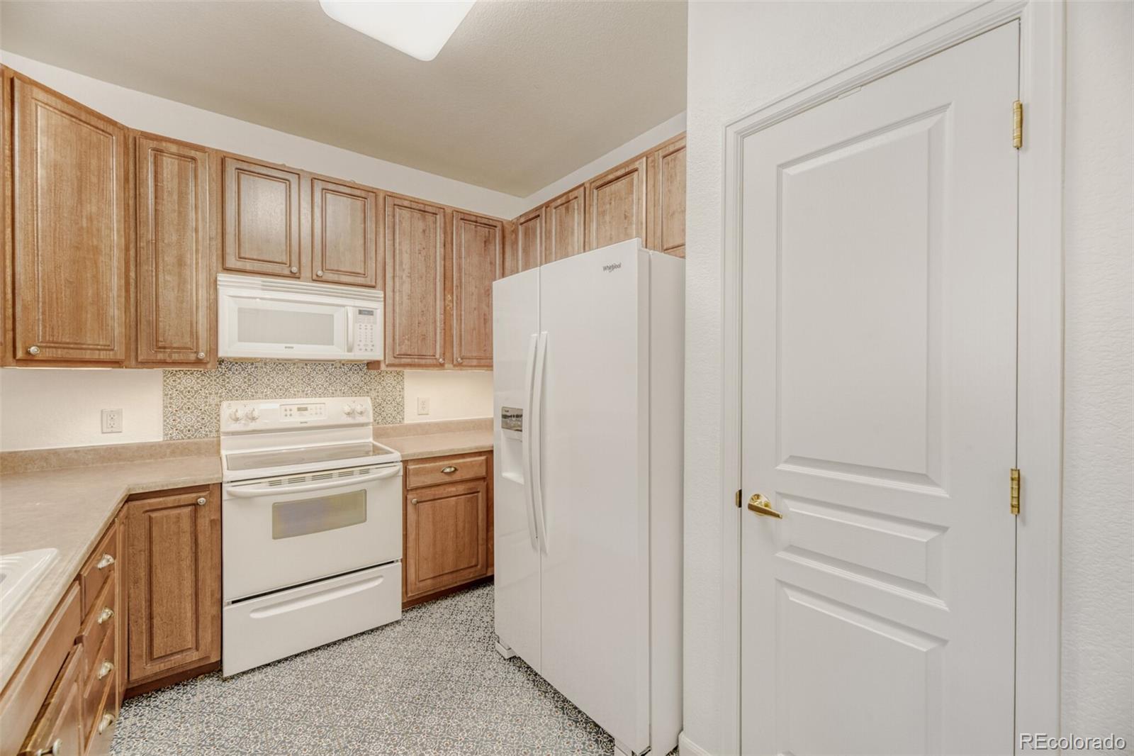 10427 W Hampden Avenue Unit: 104