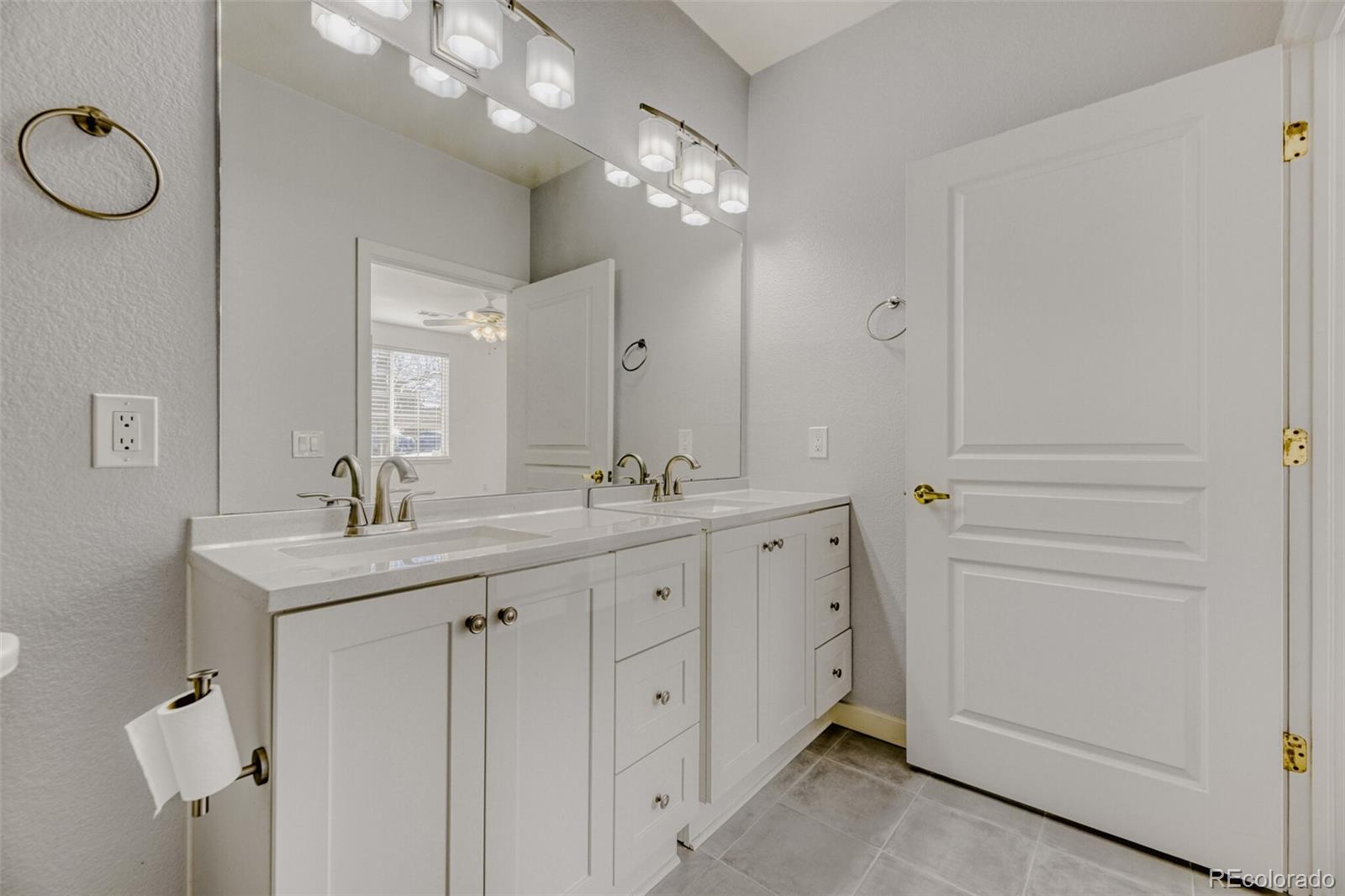 10427 W Hampden Avenue Unit: 104