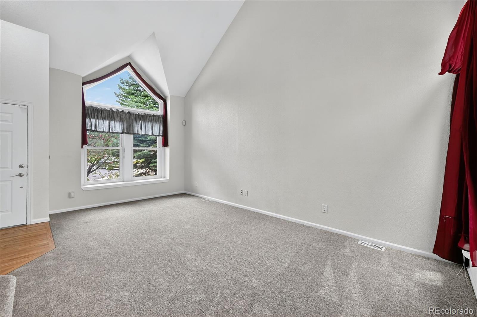 4386 W Deertrail Court