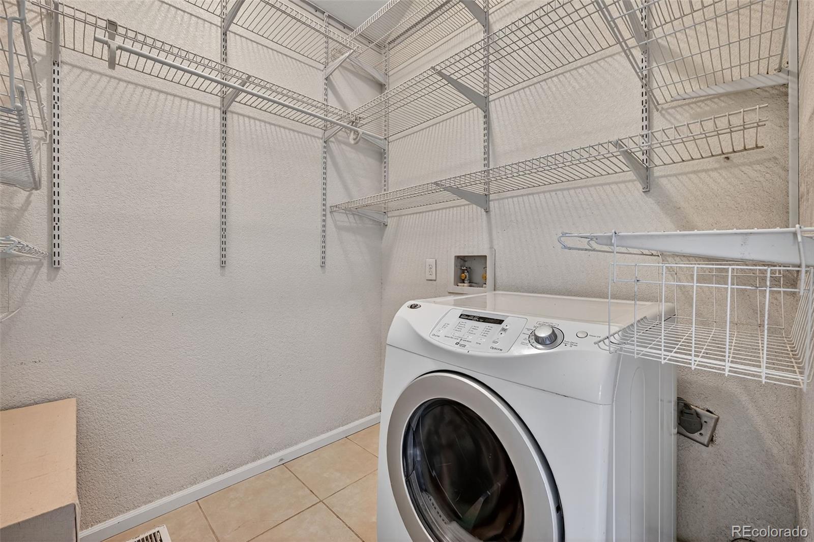 4386 W Deertrail Court